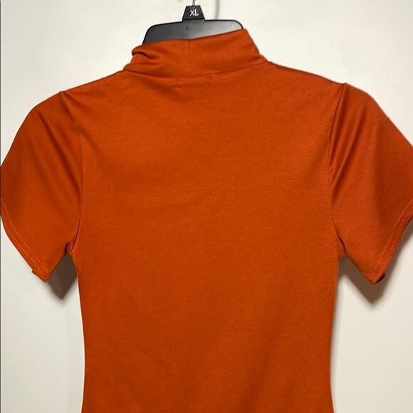 PrettyLittleThing Orange Mini Dress - Picture 8 of 10